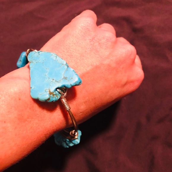 Bourbon and bowties bracelet - Picture 2 of 3